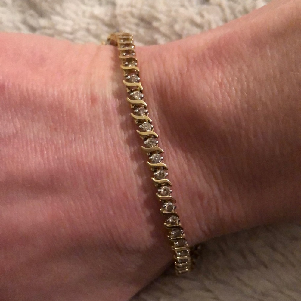 Diamond and gold bracelet